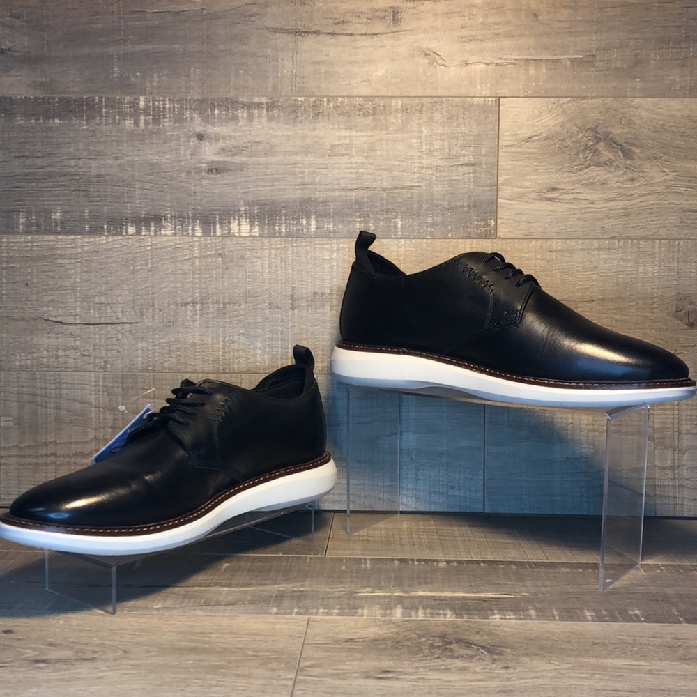 Clarks - Brantin Low Black Leather - Picture 2 of 6